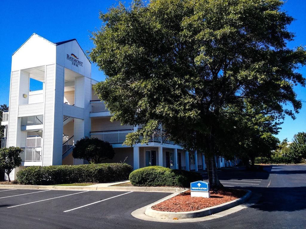 Hotel Baymont By Wyndham Wilmington Exterior foto